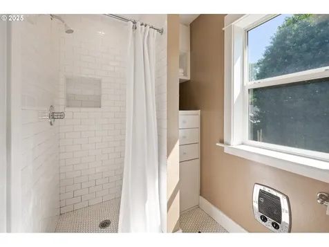 724 NE 28th Avenue Portland OR 97232