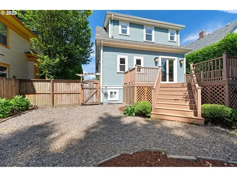 724 NE 28th Avenue Portland OR 97232