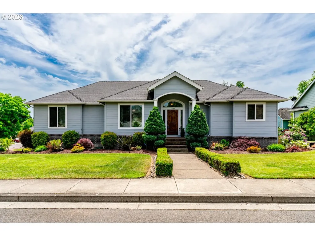 1083 Se Greenbriar Avenue Dallas OR 97338
