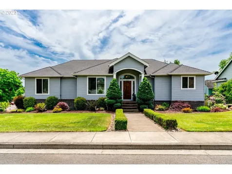 1083 Se Greenbriar Avenue Dallas OR 97338