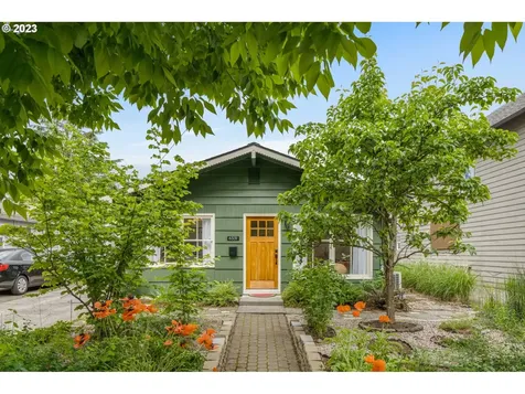 6331 Se 89th Avenue Portland OR 97266