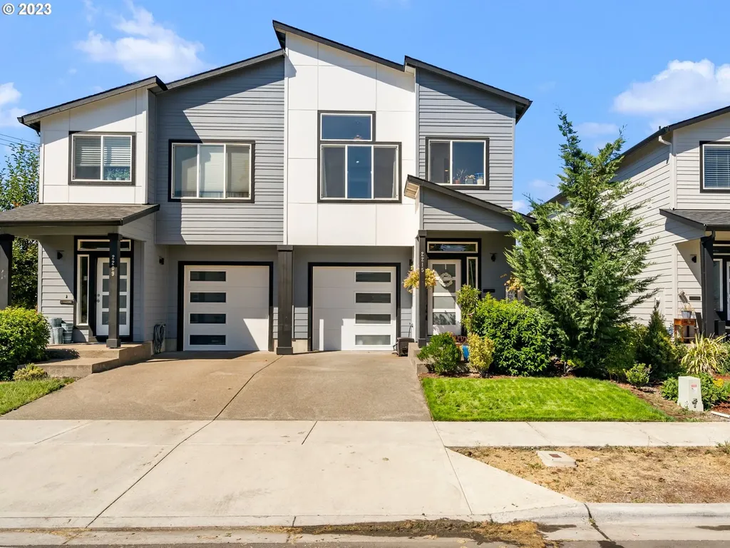 2215 27th Avenue Forest Grove OR 97116