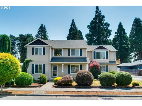 10220 Ne Knott Street Portland OR 97220