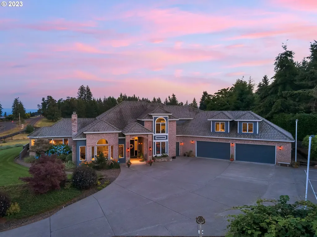 690 SW Schaeffer Road West Linn OR 97068