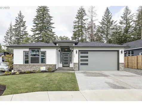 1387 Ne Mary Terrace Estacada OR 97023