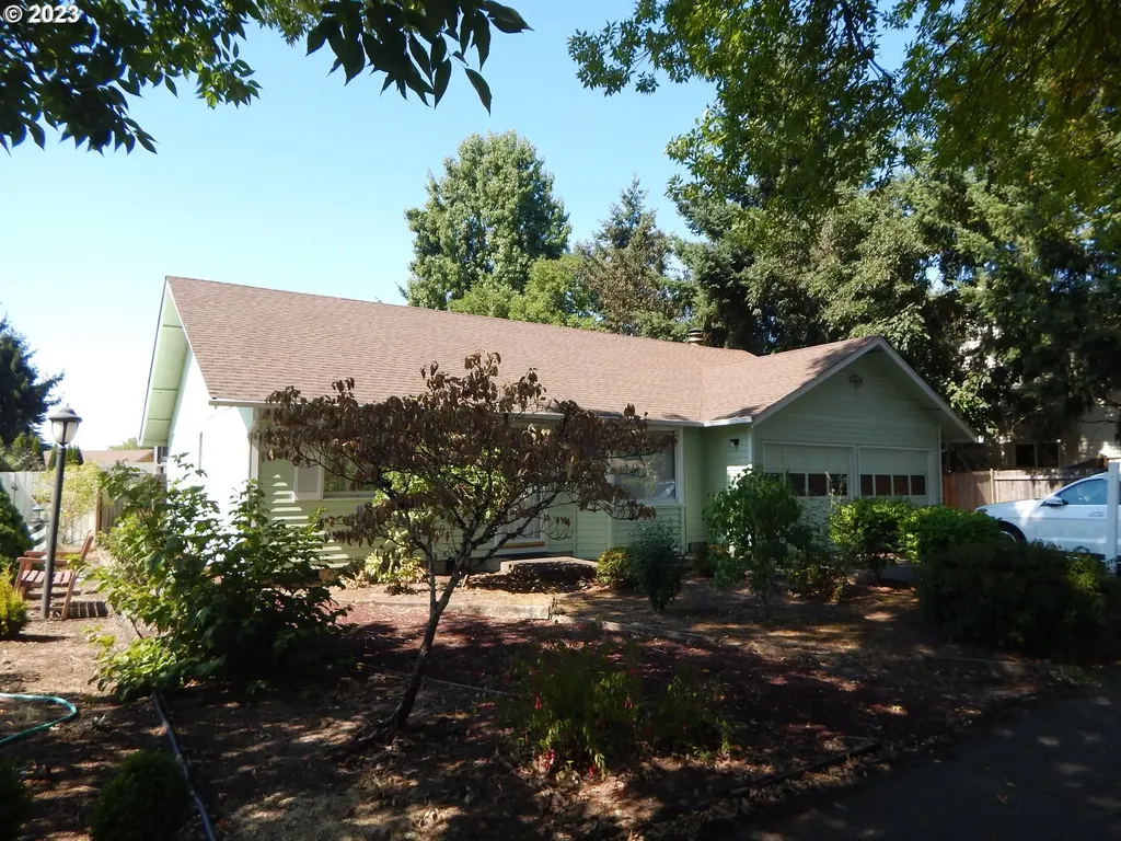 336 S 49th Place Springfield OR 97478