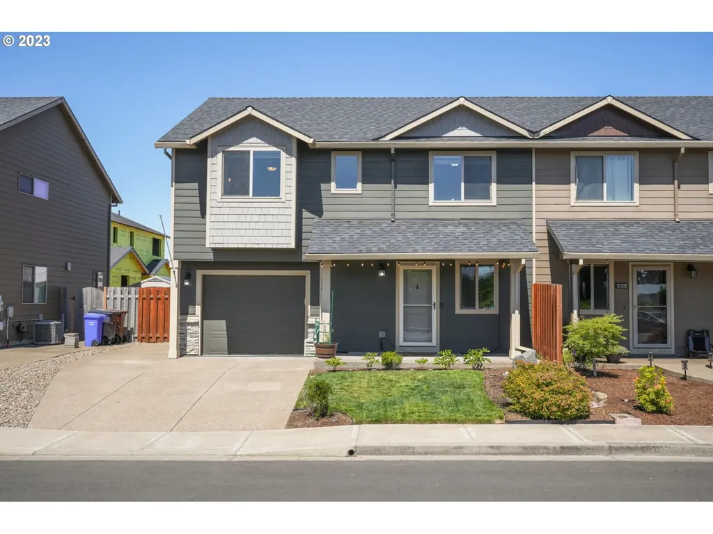 739 Garden Court Molalla OR 97038