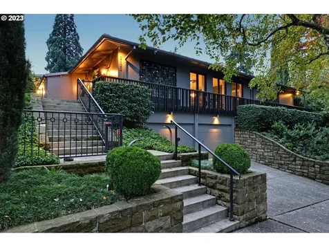 2122 Sw Myrtle Street Portland OR 97201