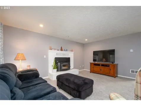 14117 NE 272nd Way Battle Ground WA 98604