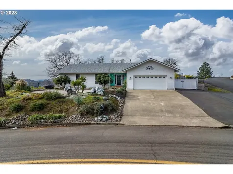 580 Se Summit Drive Roseburg OR 97470