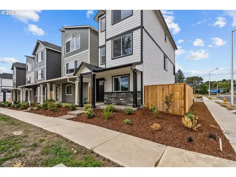 1516 N Chehalis Lane Newberg OR 97132
