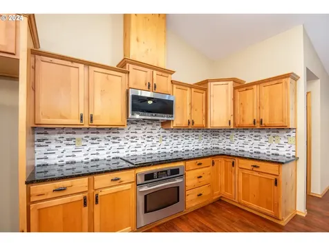 82478 Siltcoos Station Road Westlake OR 97493