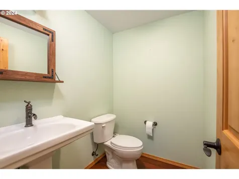 82478 Siltcoos Station Road Westlake OR 97493