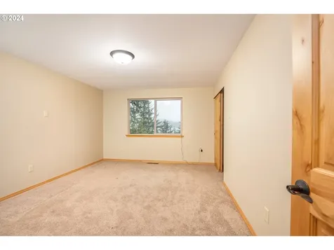 82478 Siltcoos Station Road Westlake OR 97493