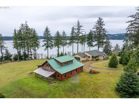 82478 Siltcoos Station Road Westlake OR 97493