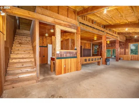 82478 Siltcoos Station Road Westlake OR 97493