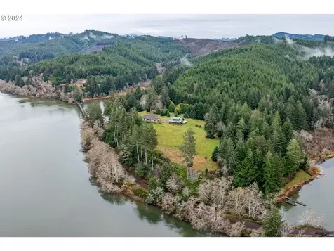 82478 Siltcoos Station Road Westlake OR 97493