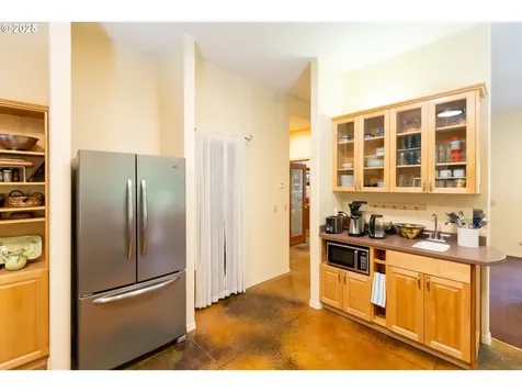 700 Country Club Road Hood River OR 97031