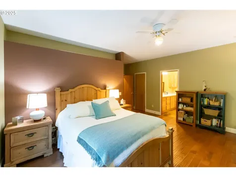 700 Country Club Road Hood River OR 97031