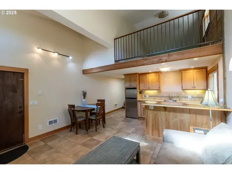 700 Country Club Road Hood River OR 97031