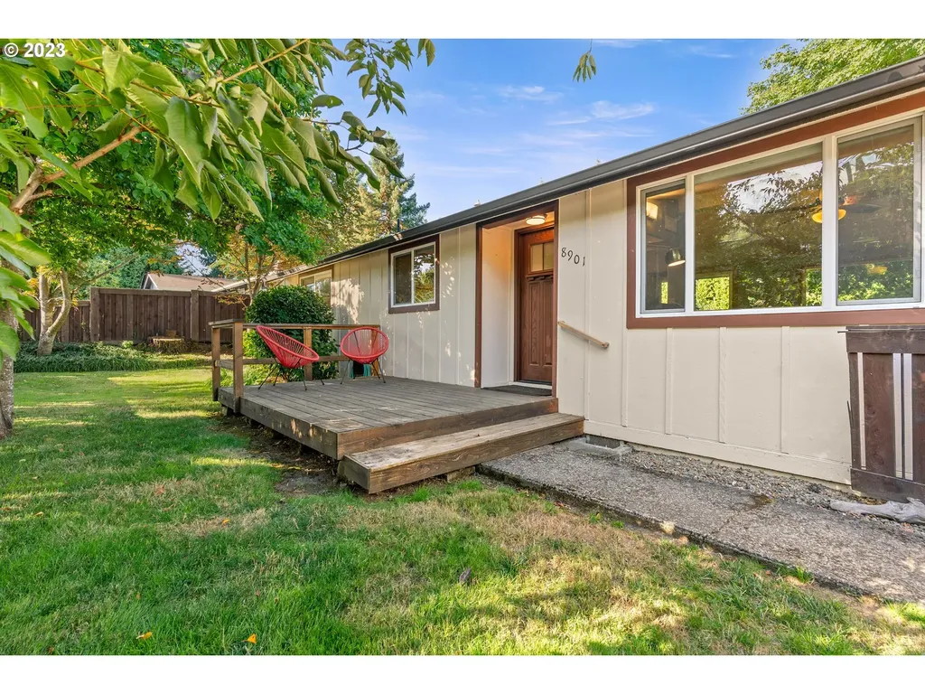 8901 Sw 8th Avenue Portland OR 97219