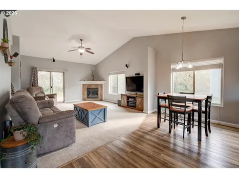 470 Burghardt Drive Molalla OR 97038
