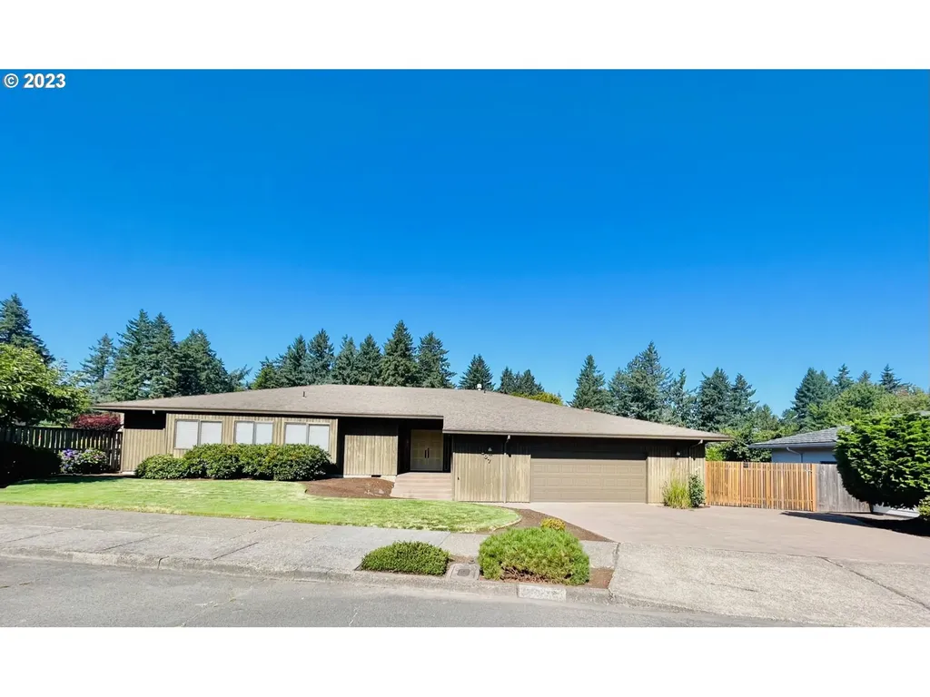1107 Ne 136th Avenue Portland OR 97230
