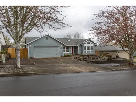 2363 SW Howard Drive Mcminnville OR 97128