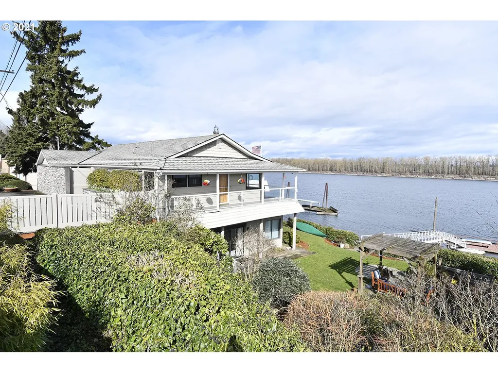 13707 Ne Marine Drive Portland OR 97230