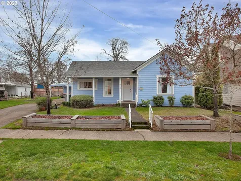 412 N Kutch Street Carlton OR 97111