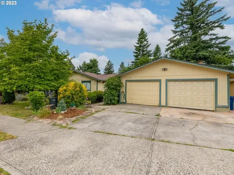 18331 Ne Multnomah Street Portland OR 97230