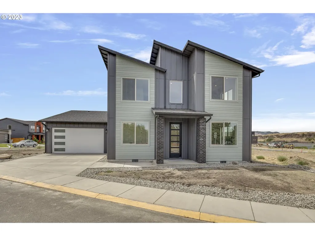 156 Southshore Avenue The Dalles OR 97058