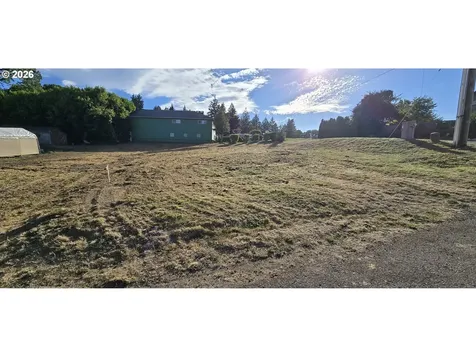 510 W 5th Street La Center WA 98629