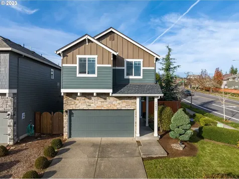15683 SE Kingbird Drive Clackamas OR 97015