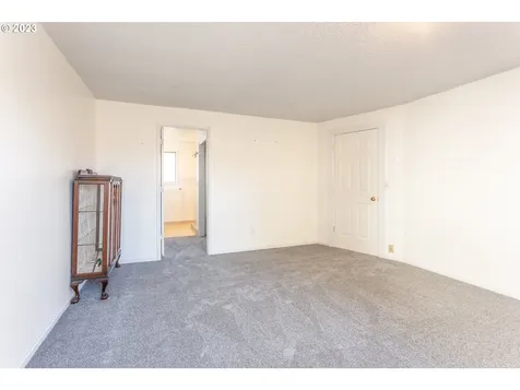 6672 Partridge Circle Gladstone OR 97027