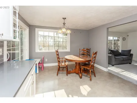 6672 Partridge Circle Gladstone OR 97027