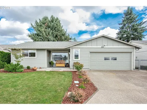 428 S Columbia Drive Woodburn OR 97071