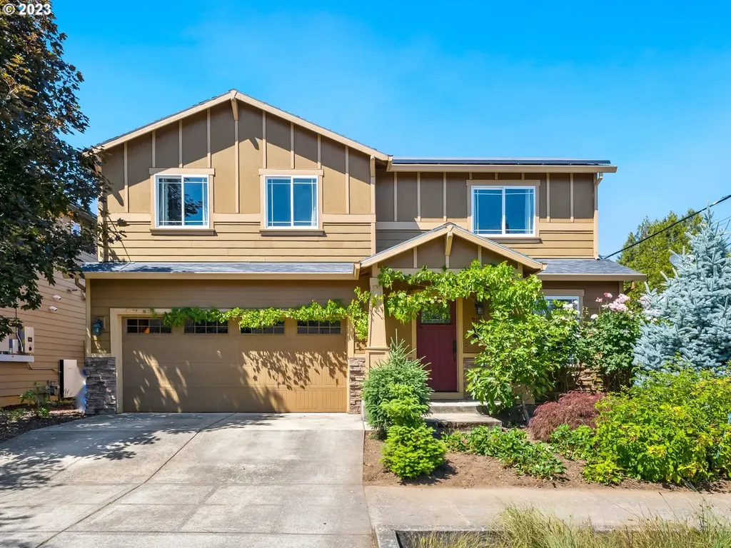 9153 Se Ankeny Street Portland OR 97216