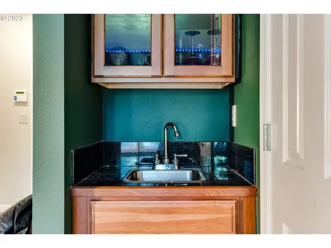 88448 Little Deerhorn Lane Springfield OR 97478
