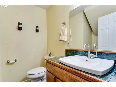 88448 Little Deerhorn Lane Springfield OR 97478