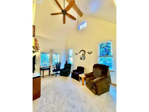 88448 Little Deerhorn Lane Springfield OR 97478