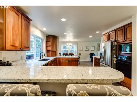 88448 Little Deerhorn Lane Springfield OR 97478