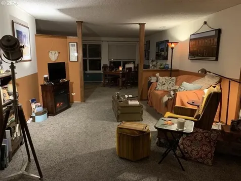 3511 Scott Court North Bend OR 97459