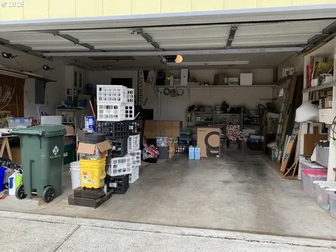 3511 Scott Court North Bend OR 97459