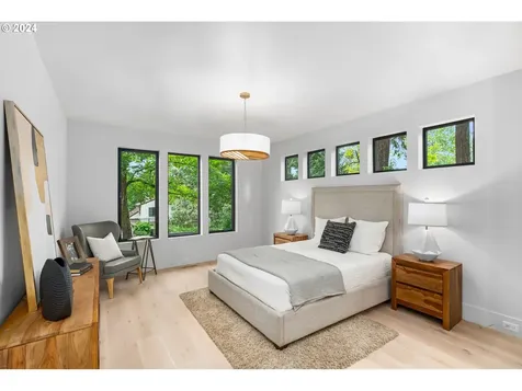 1228 Maple Street Lake Oswego OR 97034