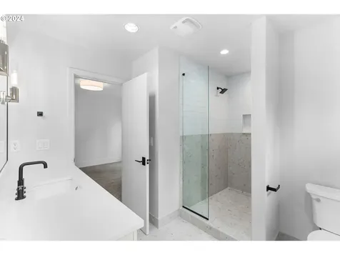 1228 Maple Street Lake Oswego OR 97034