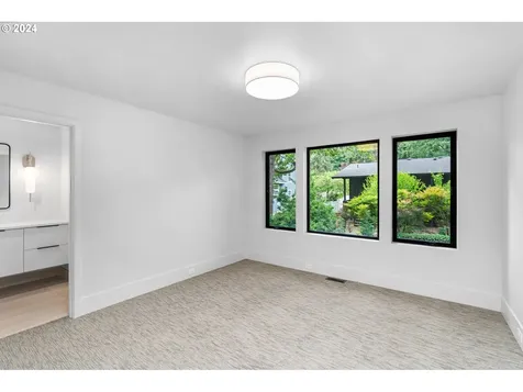1228 Maple Street Lake Oswego OR 97034