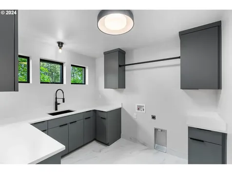 1228 Maple Street Lake Oswego OR 97034