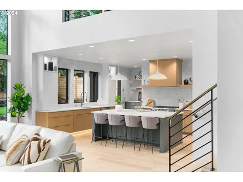1228 Maple Street Lake Oswego OR 97034