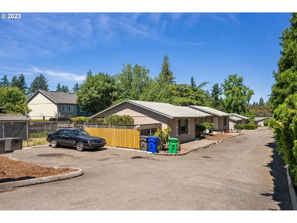12835 Se Foster Road Portland OR 97236